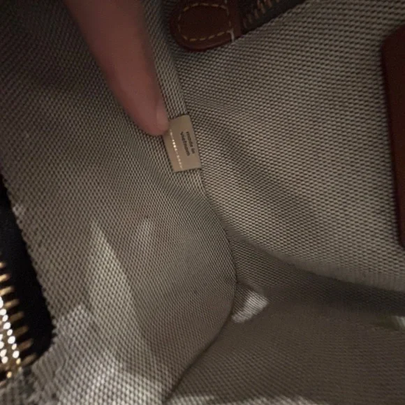 Coach Rouge Soft Cube 20– Black Full Grain Leather – Gold Hardware – G2580-CCC91 - Picture 6 of 14